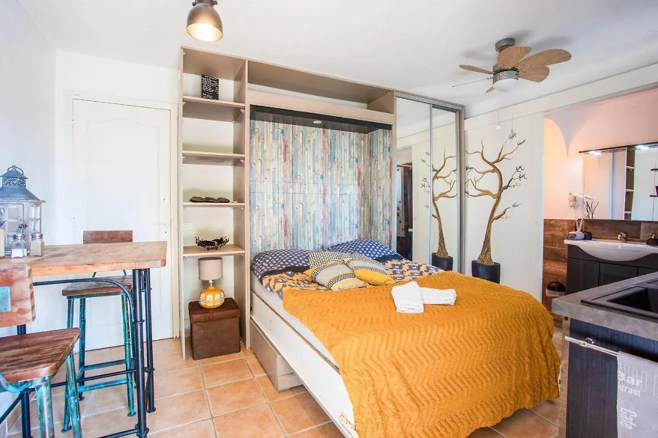 Villa Justine Vi4239 By Riviera Holiday Homes Mandelieu-la-Napoule 0*,  France