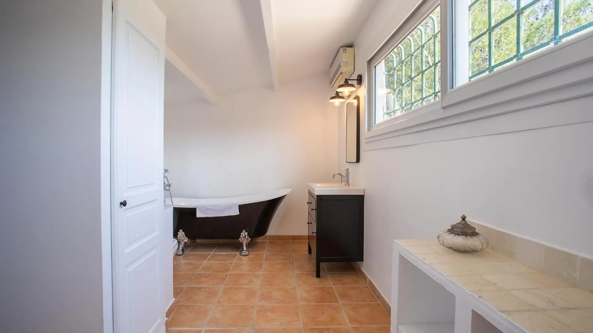 Villa Justine Vi4239 By Riviera Holiday Homes Mandelieu-la-Napoule